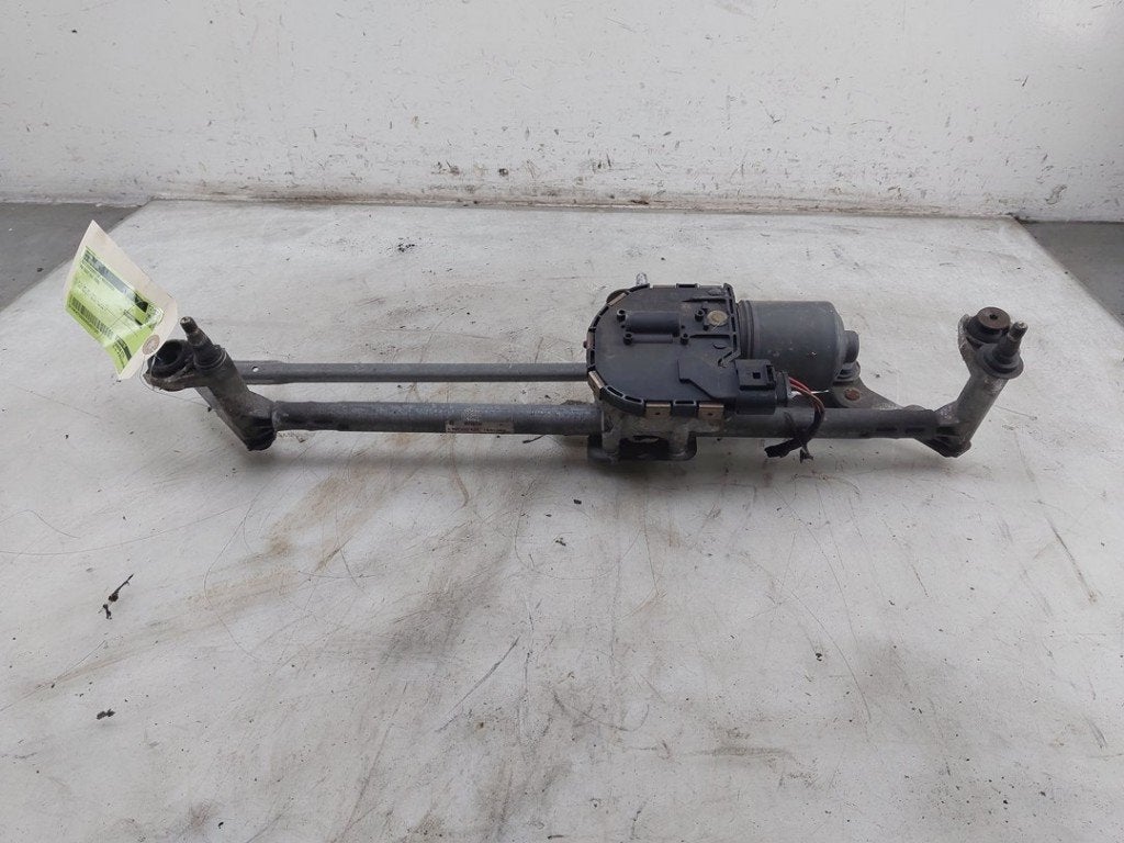 RUITENWISSER MECH + MOTOR Volkswagen Golf V (1K1), Robert Bosch AG, Gebruikt, Volkswagen, Robert-Bosch-Allee 1
74232  Abstatt, DE