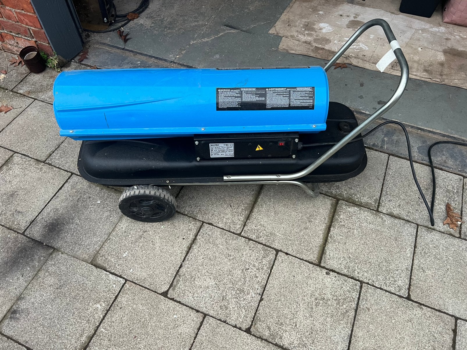 Heteluchtkanon 44 kw, Ophalen, Gebruikt