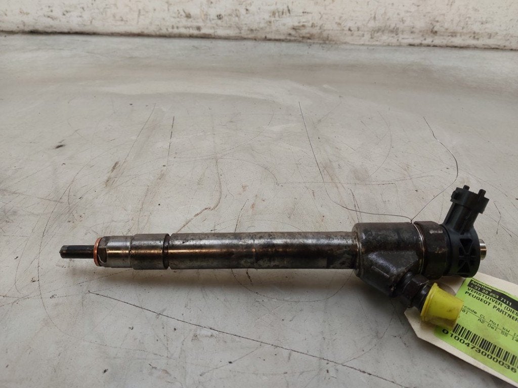INJECTEUR FAP Peugeot Partner (EA / / EF / EN / EU), Robert Bosch AG, Utilisé, Robert-Bosch-Allee 1
74232  Abstatt, DE, Engineering@bosch.com