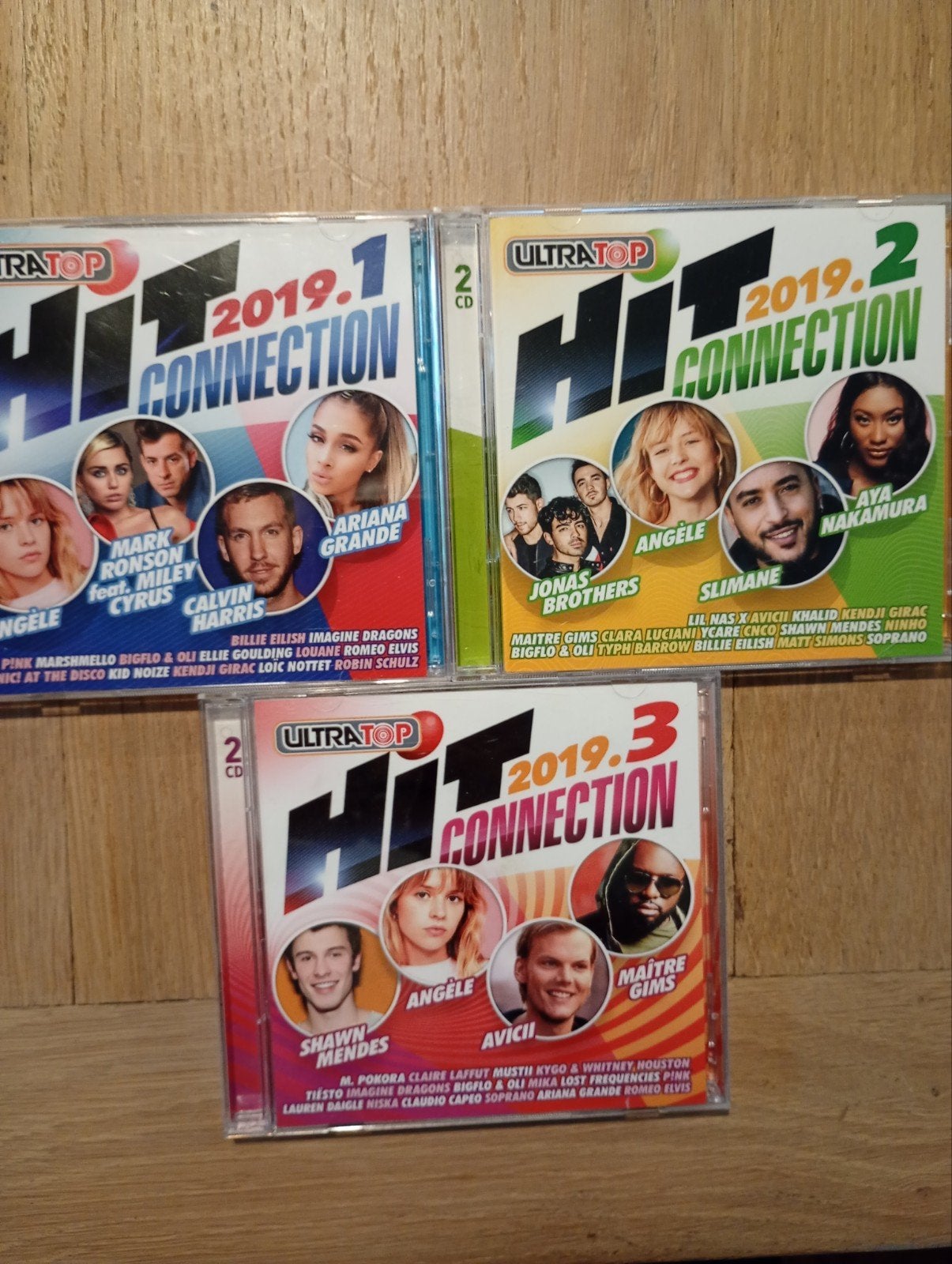 Lot Ultratop Hit connection 2019 3 double CD TBE, Enlèvement ou Envoi, Pop, Comme neuf, Compilation
