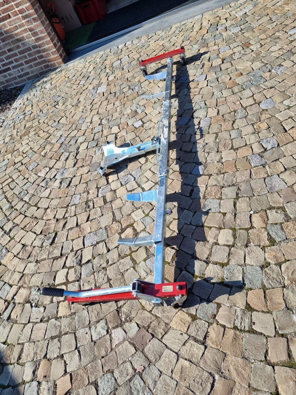 Acebikes motor mover/manoeuvreerhulp, Enlèvement
