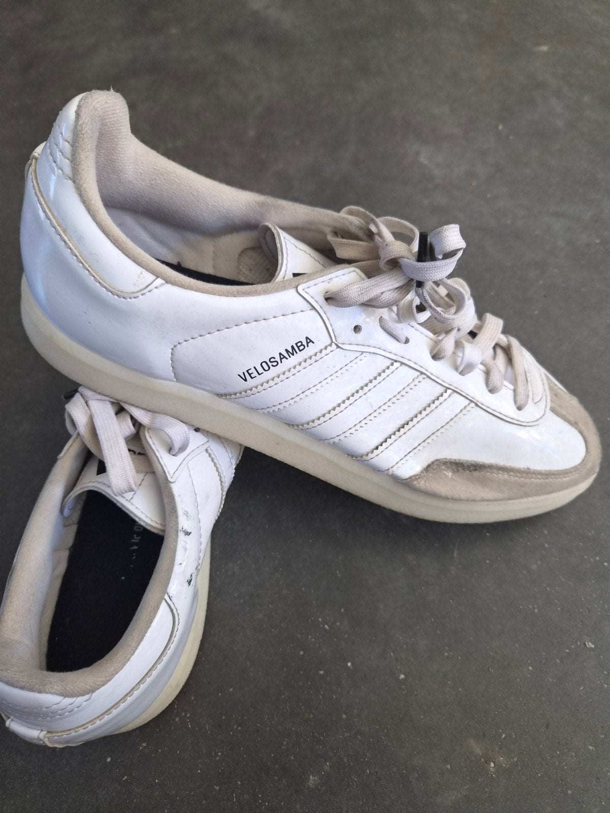 VELOSAMBA blanche venant t44 2/3, Enlèvement