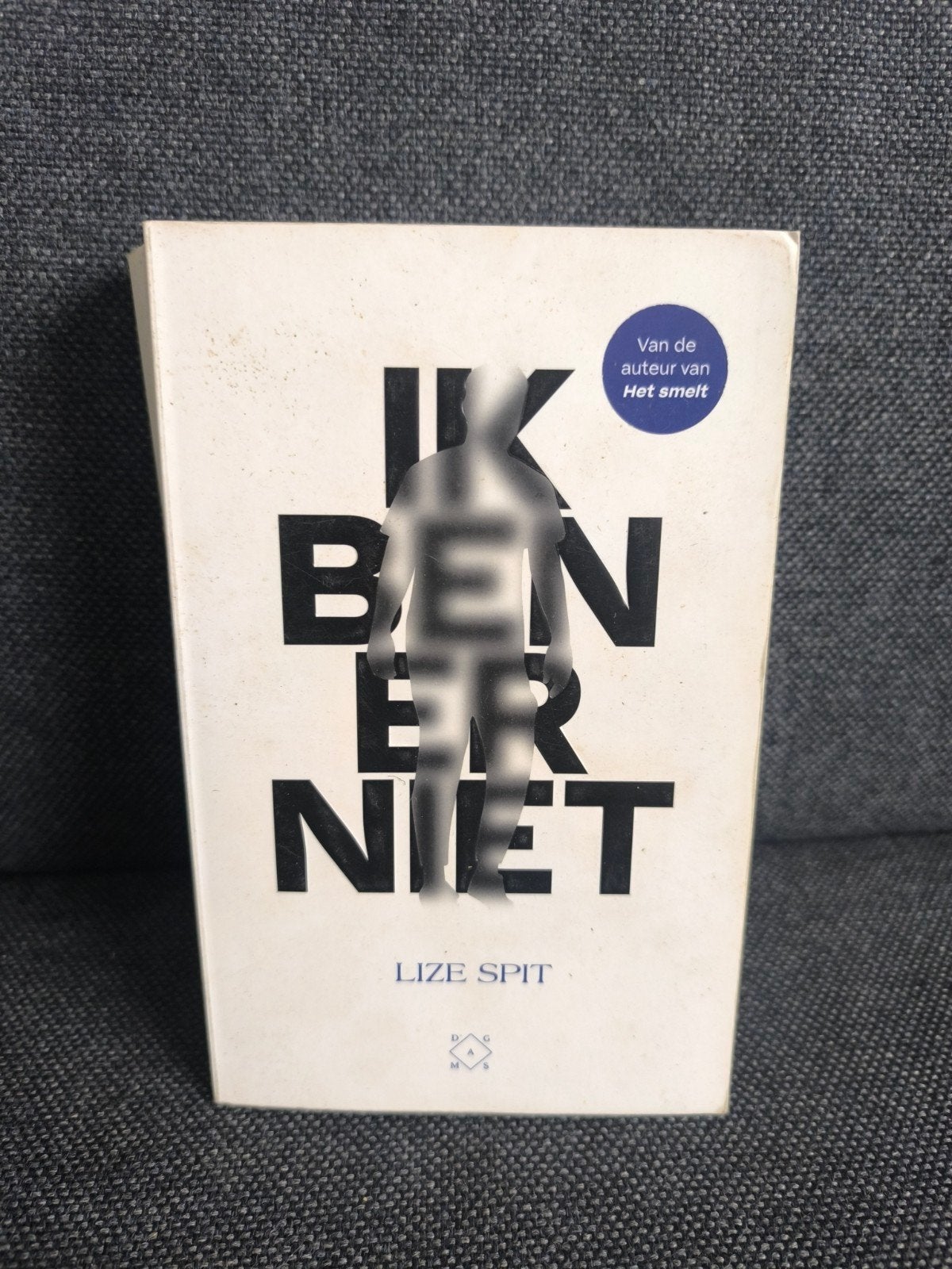 Ik ben er niet (Lize Spit), Enlèvement, Comme neuf, Lize Spit, Belgique