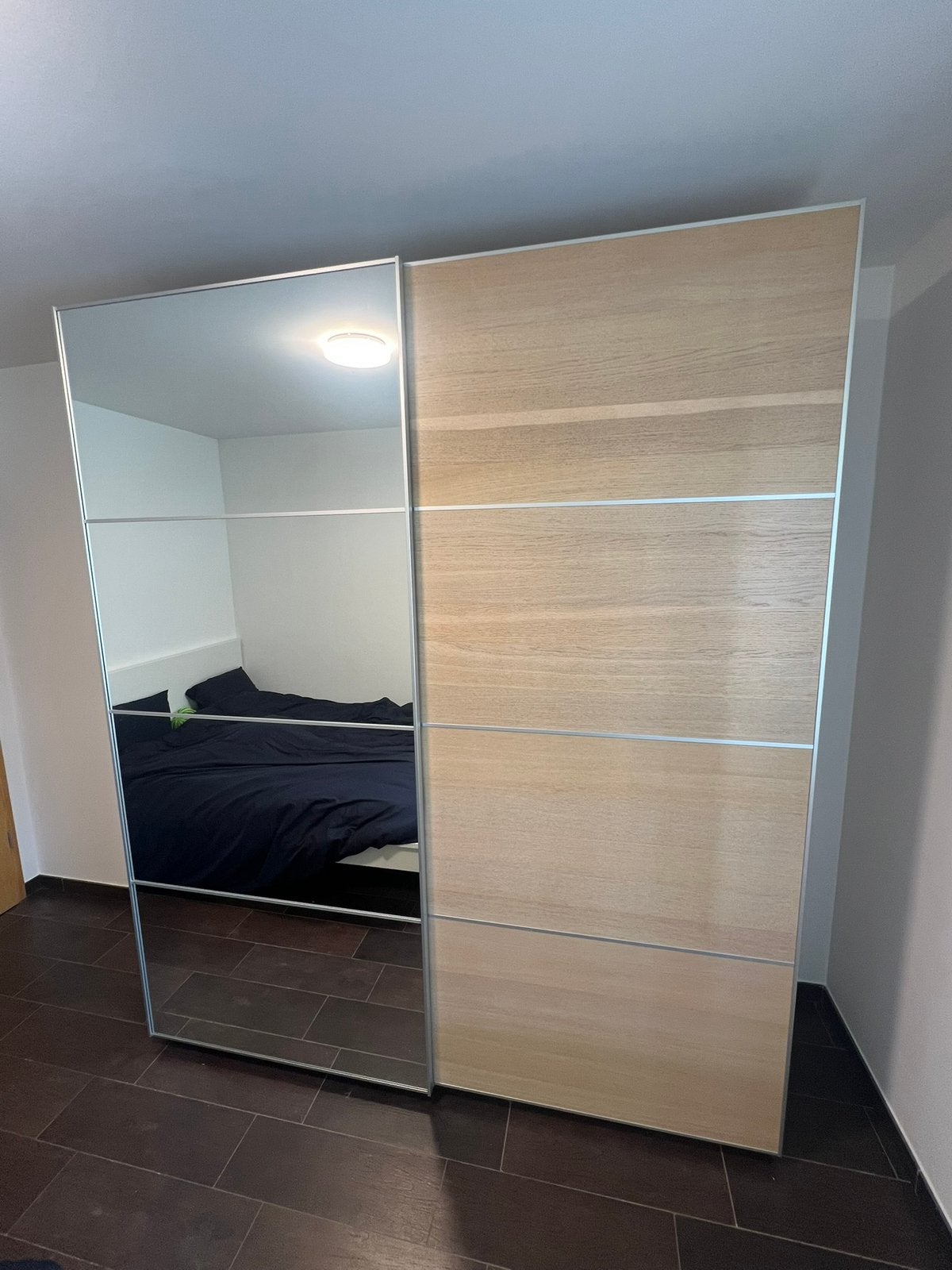 Garde robe avec 2 portes coulissantes 2m37X2m, Maison & Meubles, Armoires | Penderies & Garde-robes, Enlèvement, Comme neuf