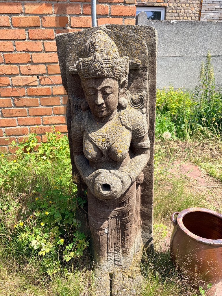 Betonnen dewi tuinbeeld bali waterfontein, Ophalen, Beton, Overige typen