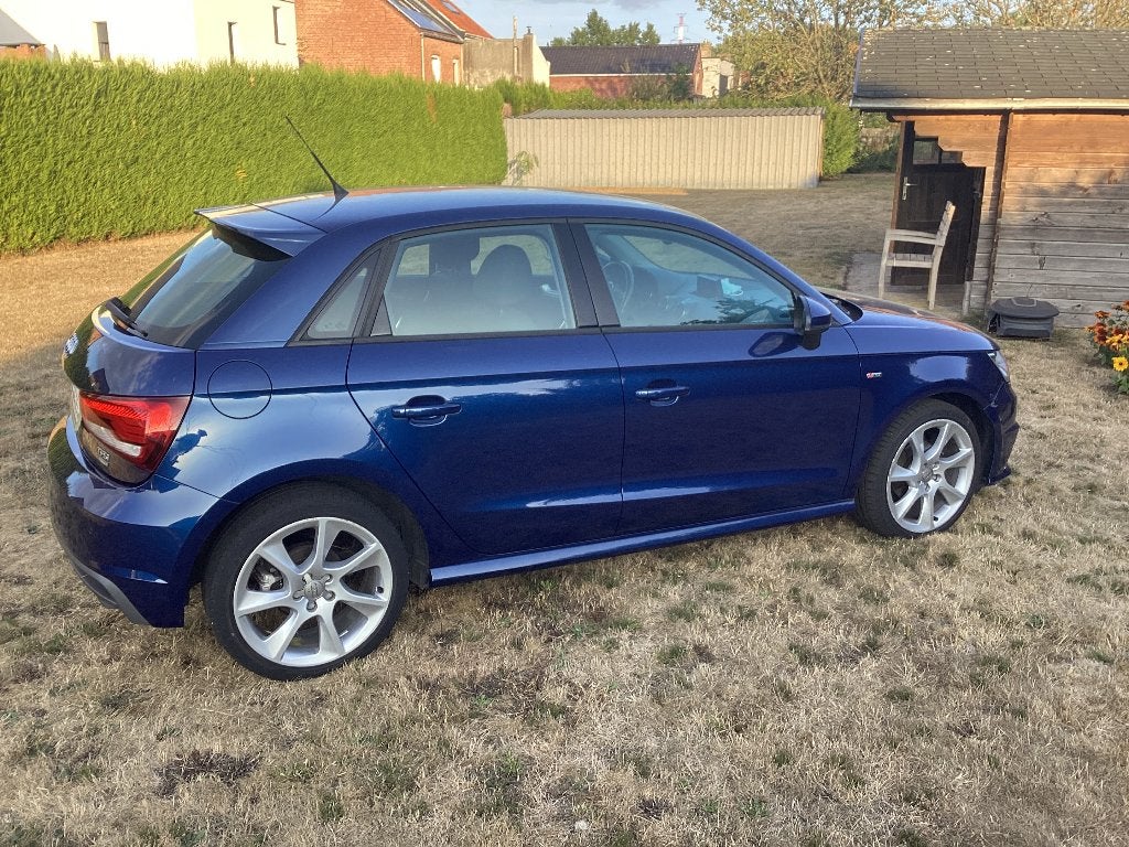 Audi A1 S-Line 1000cc,  43000 km !, Auto's, Audi, 4 zetels, Stof, A1, Euro 6