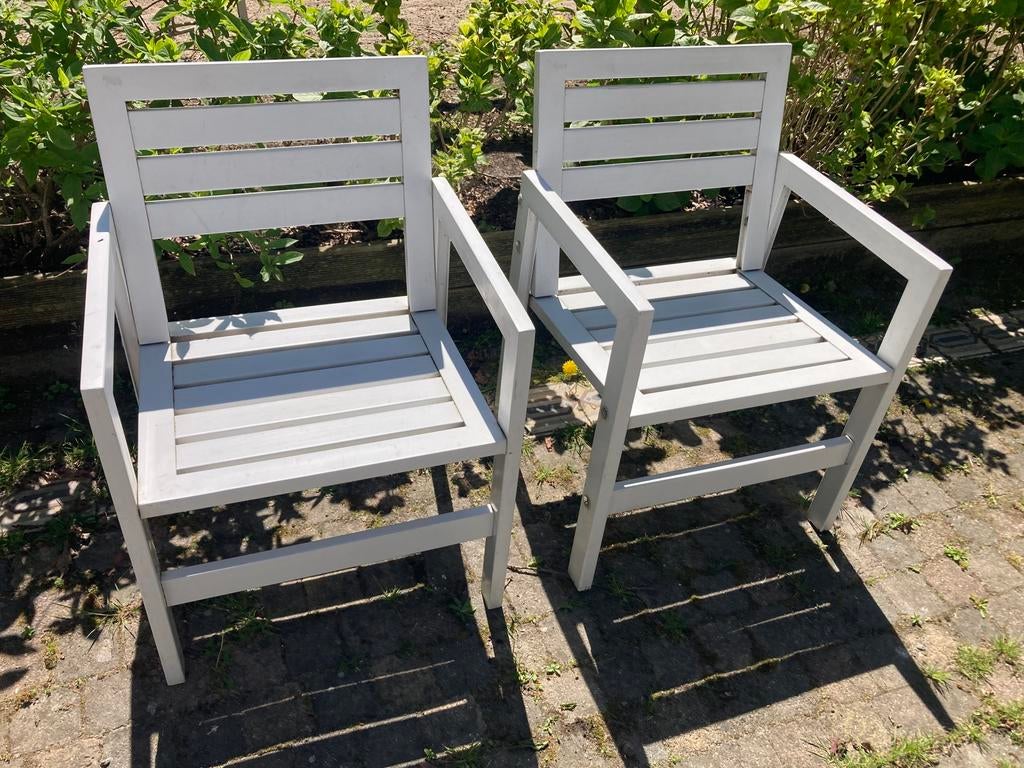 2 witte kunststof tuinstoelen met armleuning tuin of balkon, Tuin en Terras, Tuinstoelen, Ophalen, Gebruikt, Kunststof, Stapelbaar