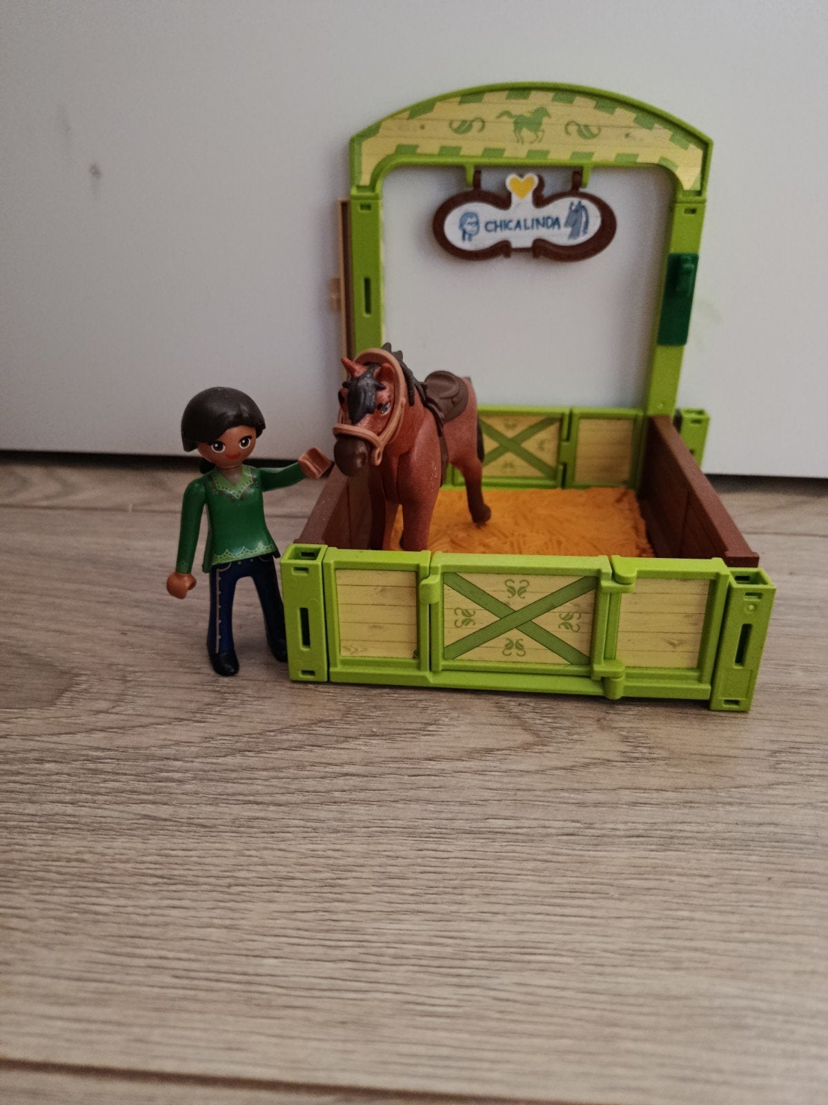 set spirit Playmobil, Enlèvement