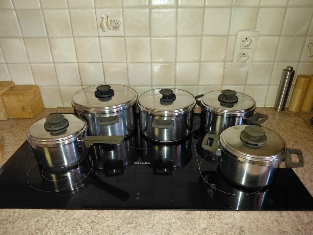 5 casseroles et poêles acier inoxydable | Demeyere Silvinox, Inox, Demeyere, Enlèvement ou Envoi, Comme neuf