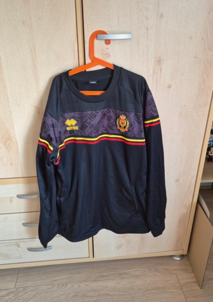 Allerlei dingen van kv mechelen te koop, Ophalen, Zo goed als nieuw