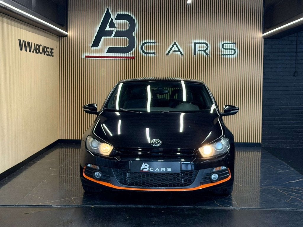 Volkswagen Scirocco 2.0 CR TDi DPF DSG (bj 2011, automaat), Auto's, Volkswagen, Gebruikt, Zwart, 4 cilinders, Zwart