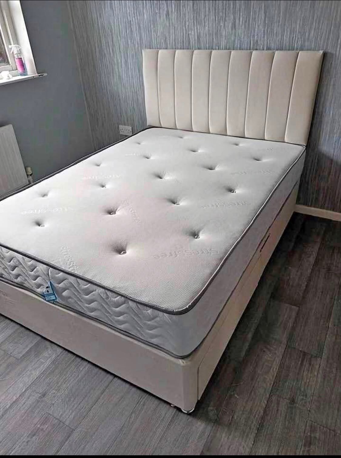 Tweepersoonsbed met matras  90200,140200,160200,180x200cm, Nieuw, Modern, 140 cm, Ophalen of Verzenden