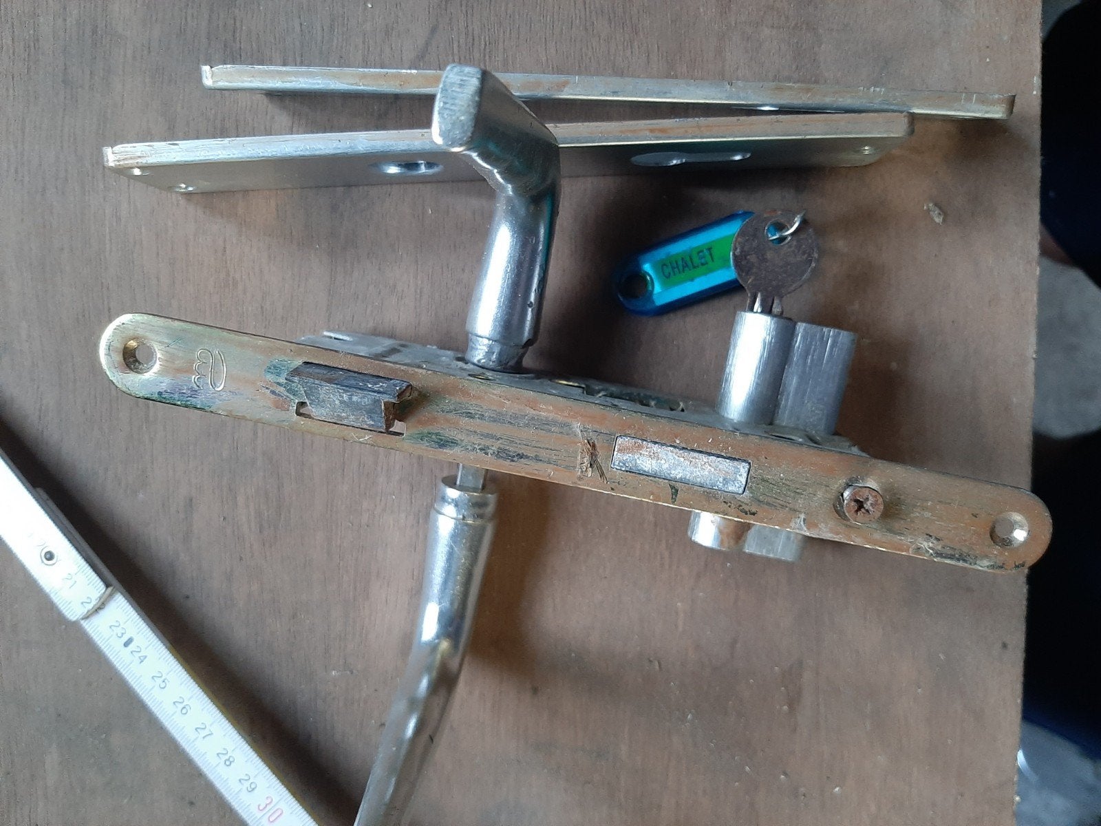 poignée de porte + serrure + rosace, Bricolage & Construction, Enlèvement ou Envoi, Utilisé, Fer, Loquet ou Poignée