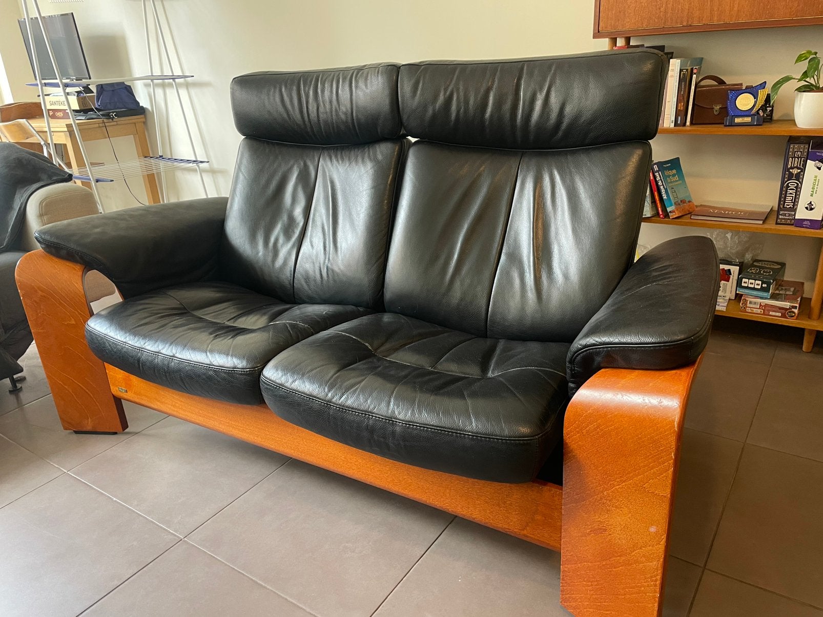 Stressless 2-zits verstelbare bank - zwart leer, Huis en Inrichting, Ophalen, Gebruikt, 150 tot 200 cm, Tweepersoons