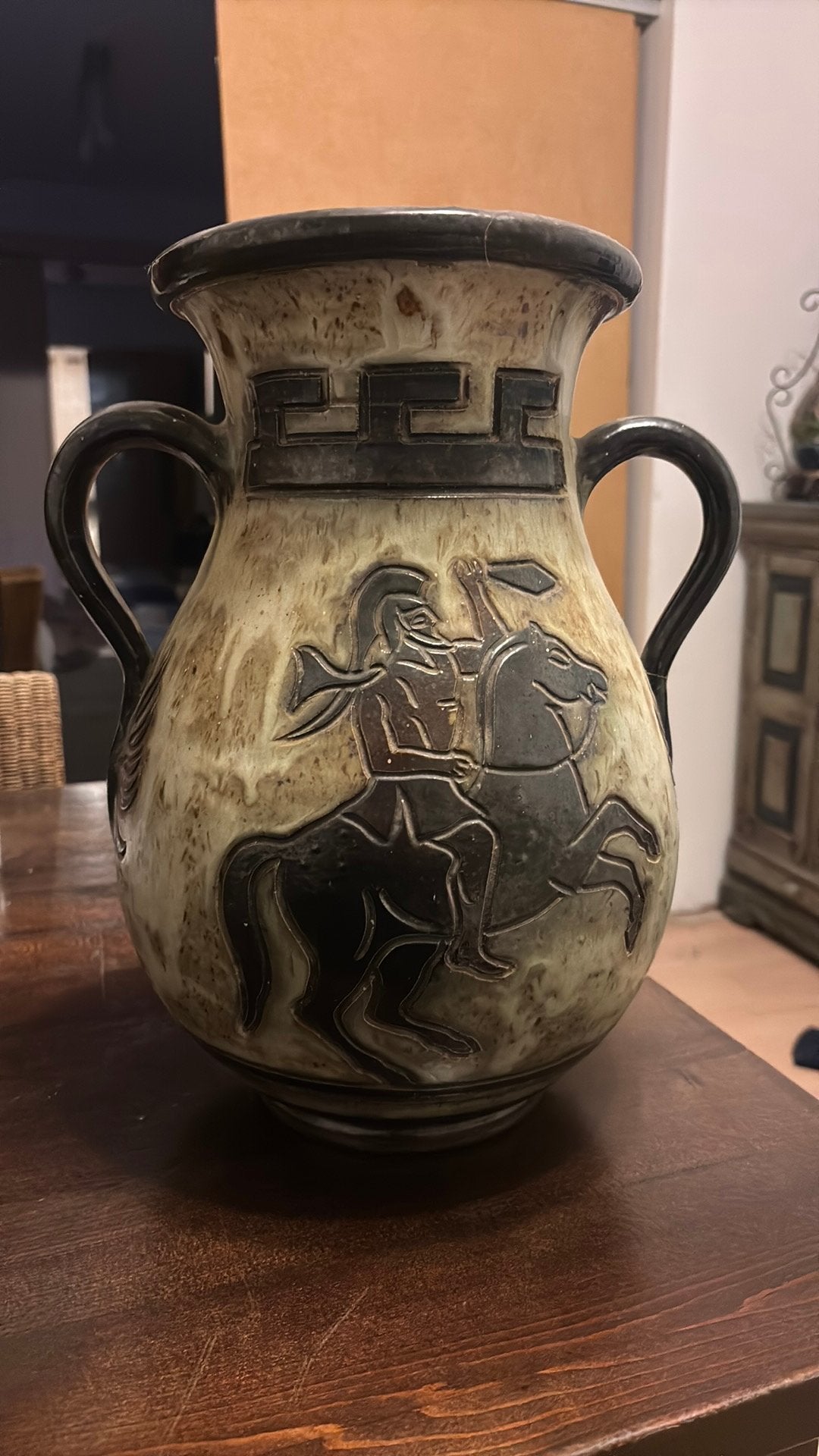 Vaas met ridder te paard met griekse voortekeningen, Antiek en Kunst, Ophalen