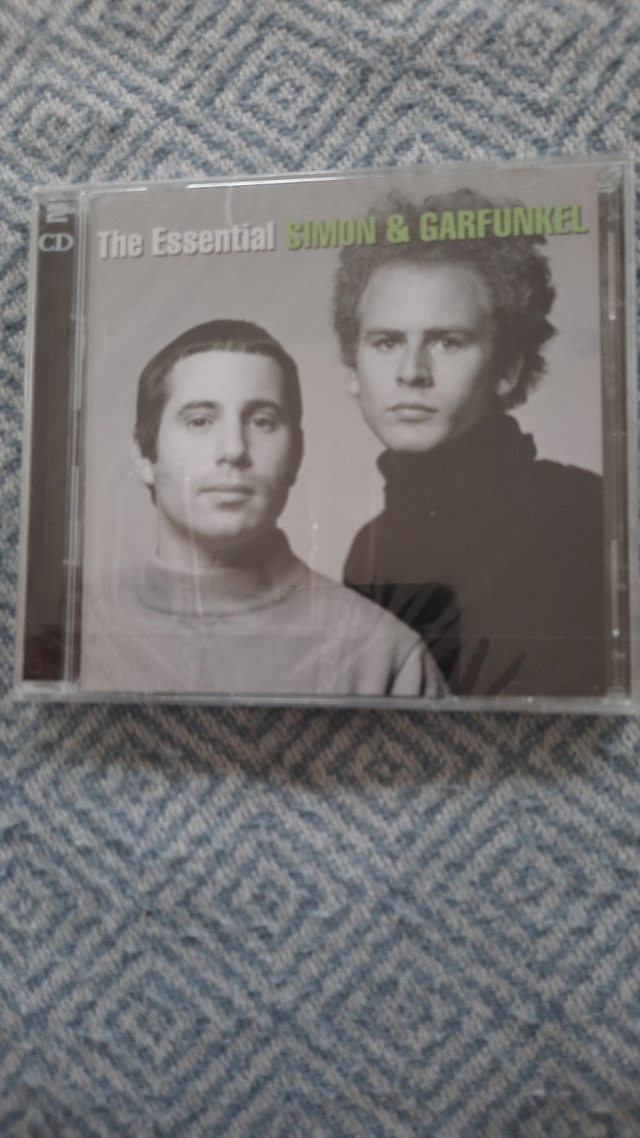 2cd The essential SIMON & GARFUNKEL (nieuw), CD & DVD, CD | Pop, Neuf, dans son emballage, 1960 - 1969, Enlèvement ou Envoi