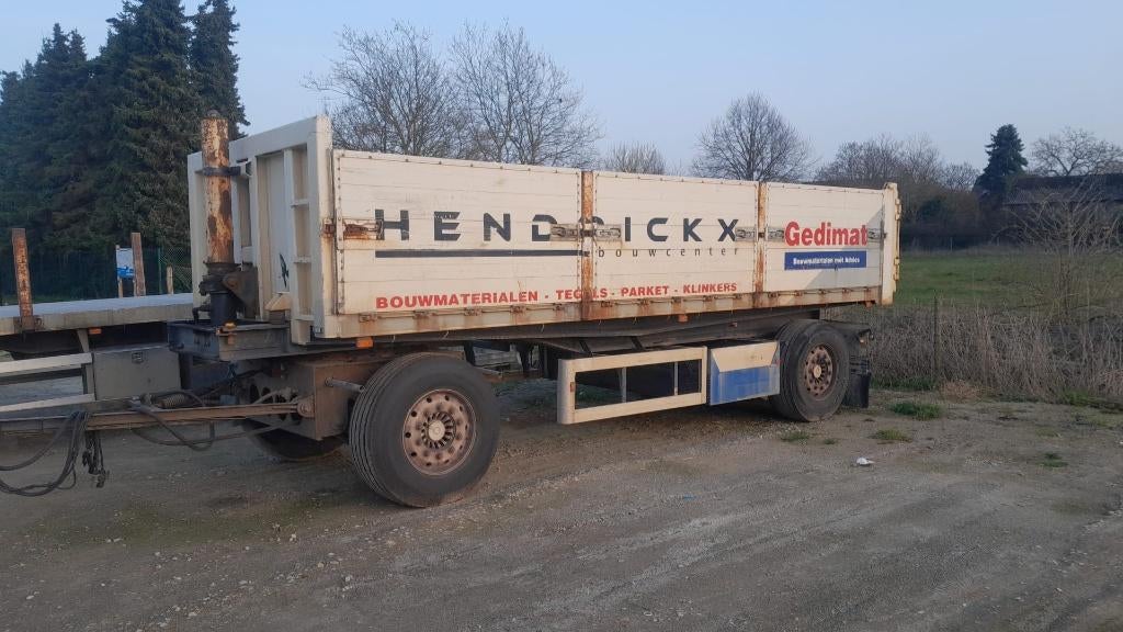 KWB Kip-aanhangwagen met dolly, Ophalen