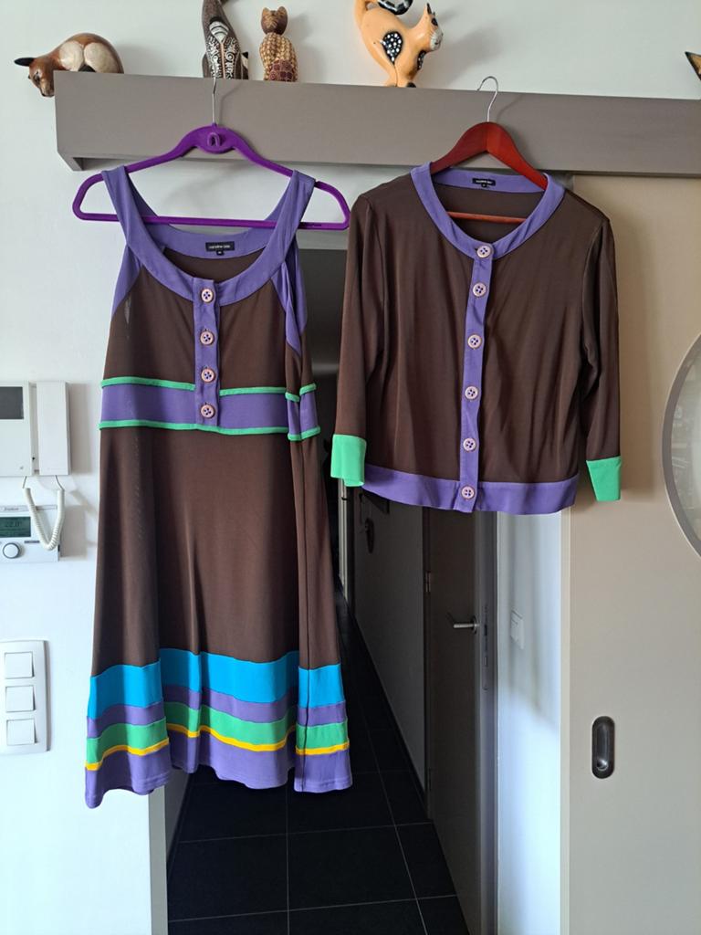 Caroline Biss, robe d'été avec veste assortie, 44, Vêtements | Femmes, Taille 42/44 (L), Enlèvement ou Envoi, Comme neuf, Brun