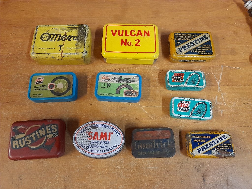 lot de boites vides rustines sami rema tip top omega, Enlèvement ou Envoi, Utilisé, Autres types