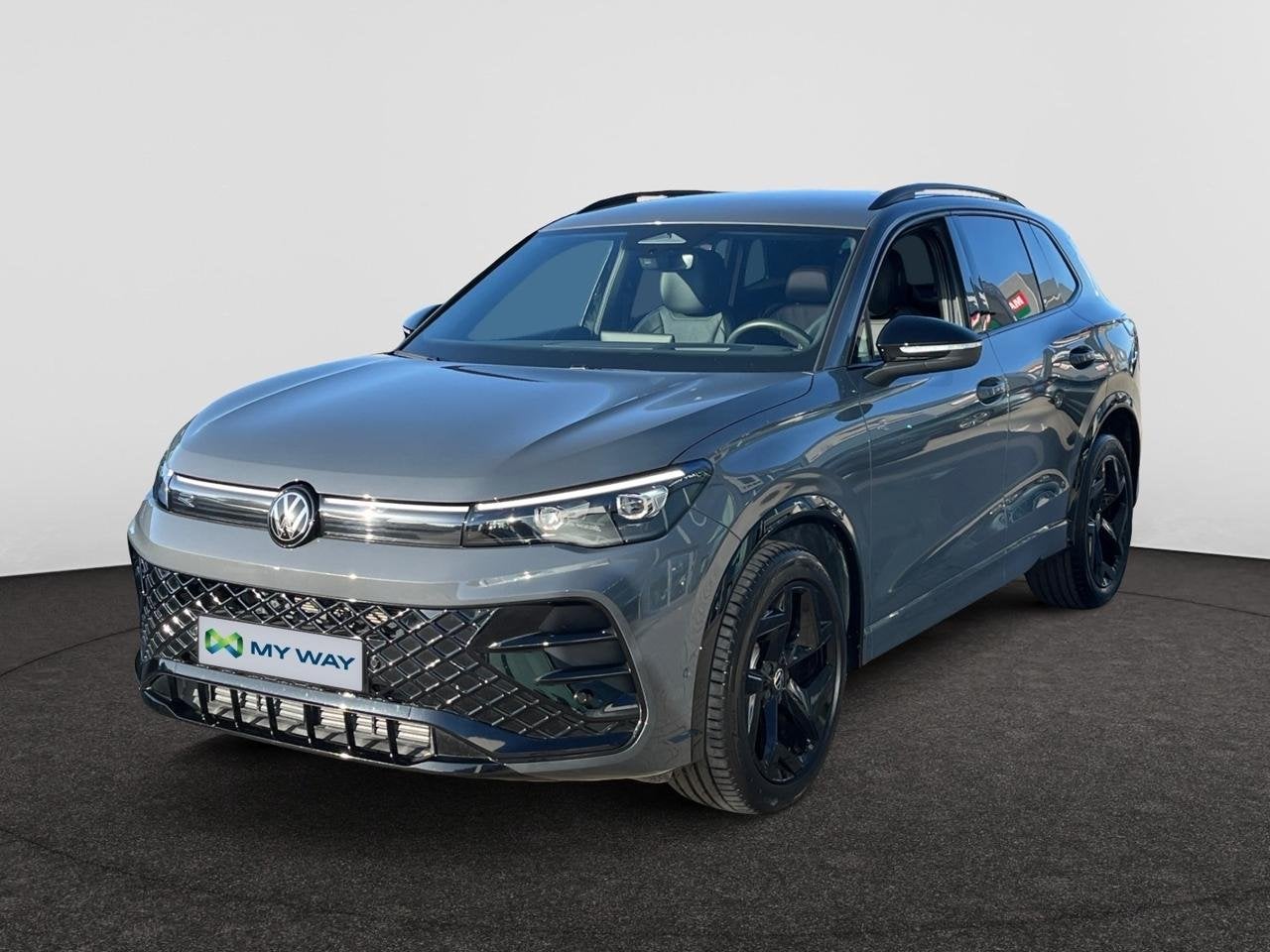 Volkswagen Tiguan R-LINE*MASSAGE ZETELS*150PK*CARPLAY*GPS*CA, Argent ou Gris, Achat, Automatique, Ordinateur de bord