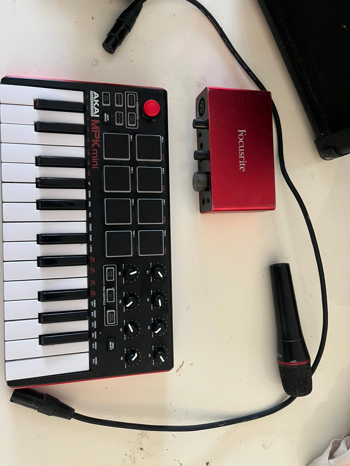 Complete Home Studio Set Akai MPK Mini, Focusrite Scarlett, Muziek en Instrumenten, Ophalen, Zo goed als nieuw