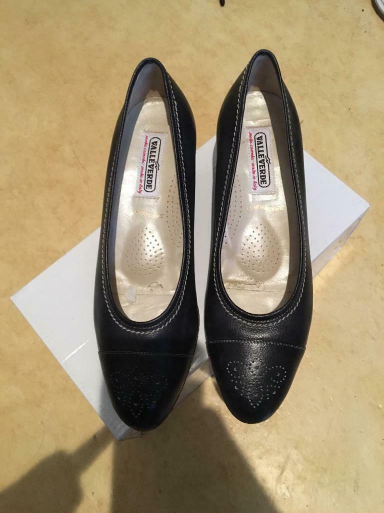 Chaussures italienne valleverde 39 neuve, Neuf, Noir, Escarpins