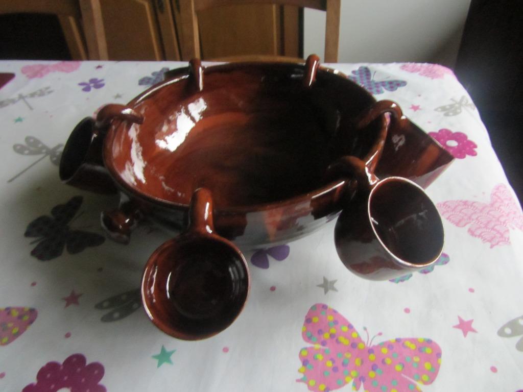 GRAND BOL AVEC 6 tasses en céramique, Enlèvement, Comme neuf, Céramique, Récipient(s)