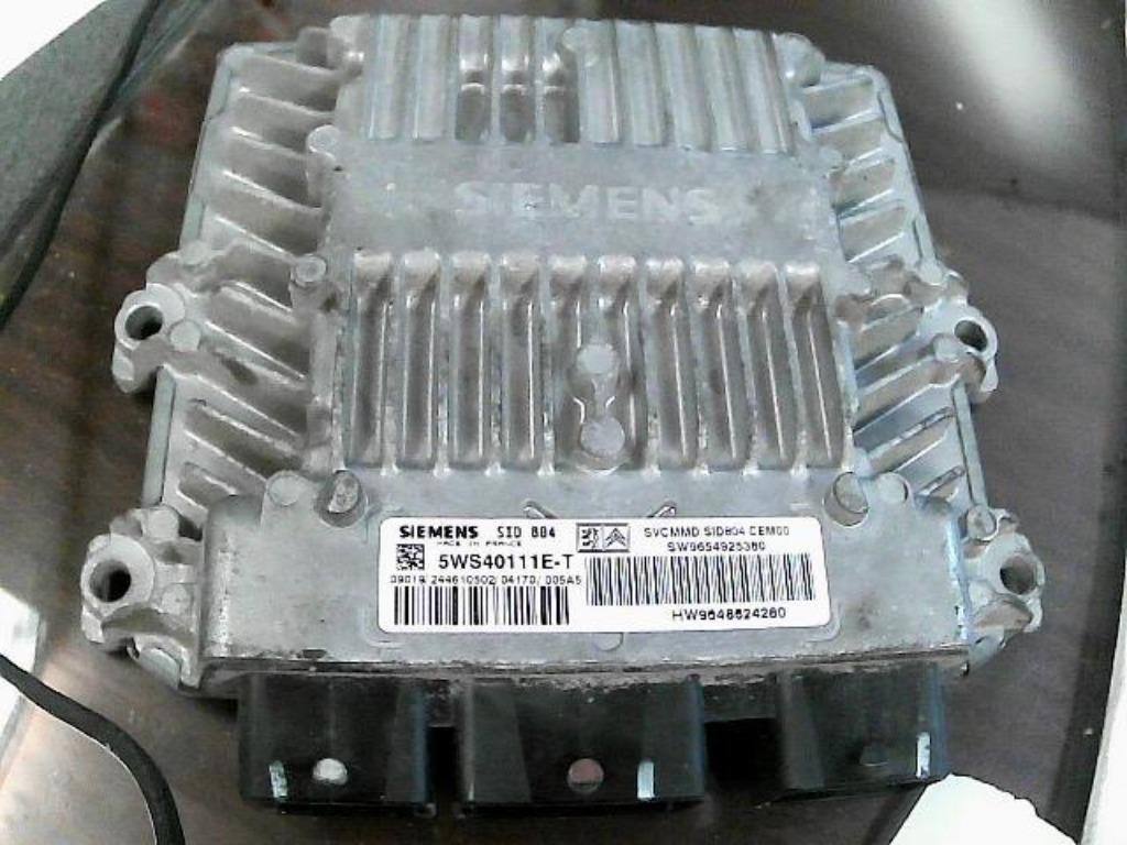 Boitier moteur Citroën C2 1.4HDi 50kw 5WS40111E-T (498), Autos : Pièces & Accessoires, Autres pièces automobiles, Citroën, Utilisé