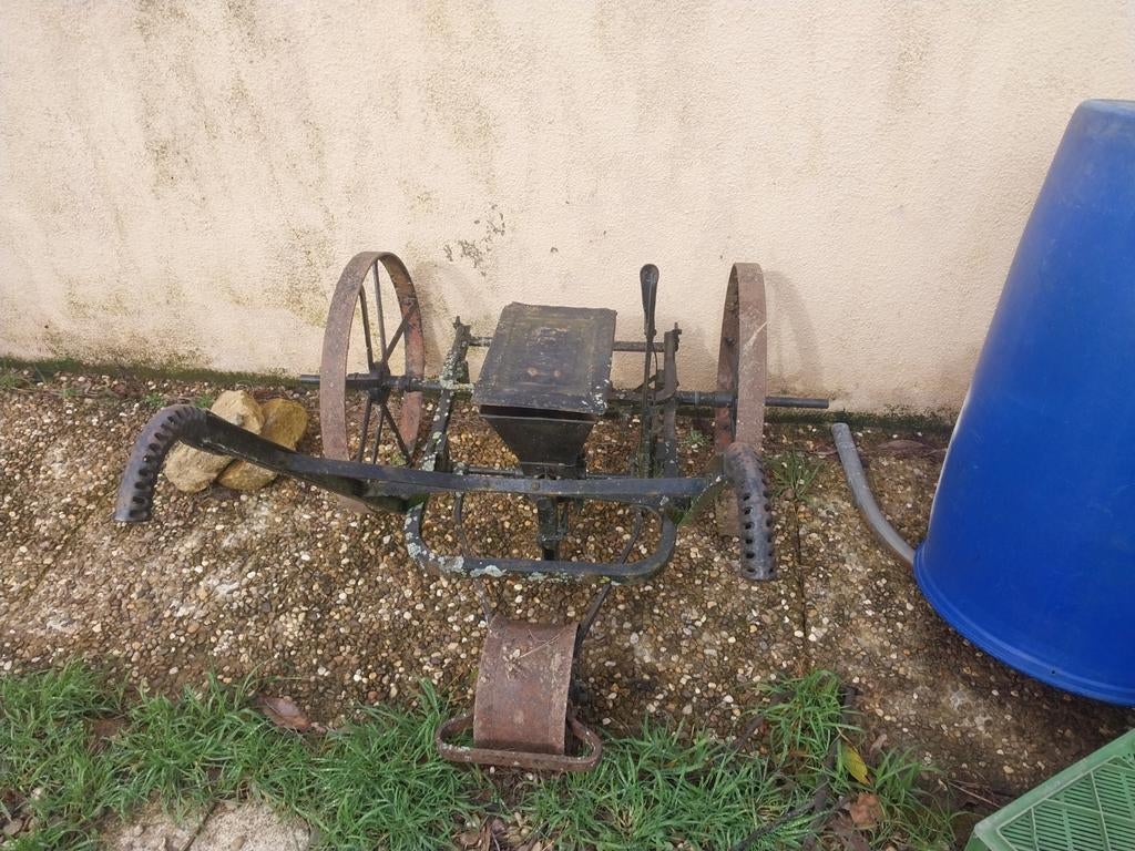 Semoir vintage, Enlèvement