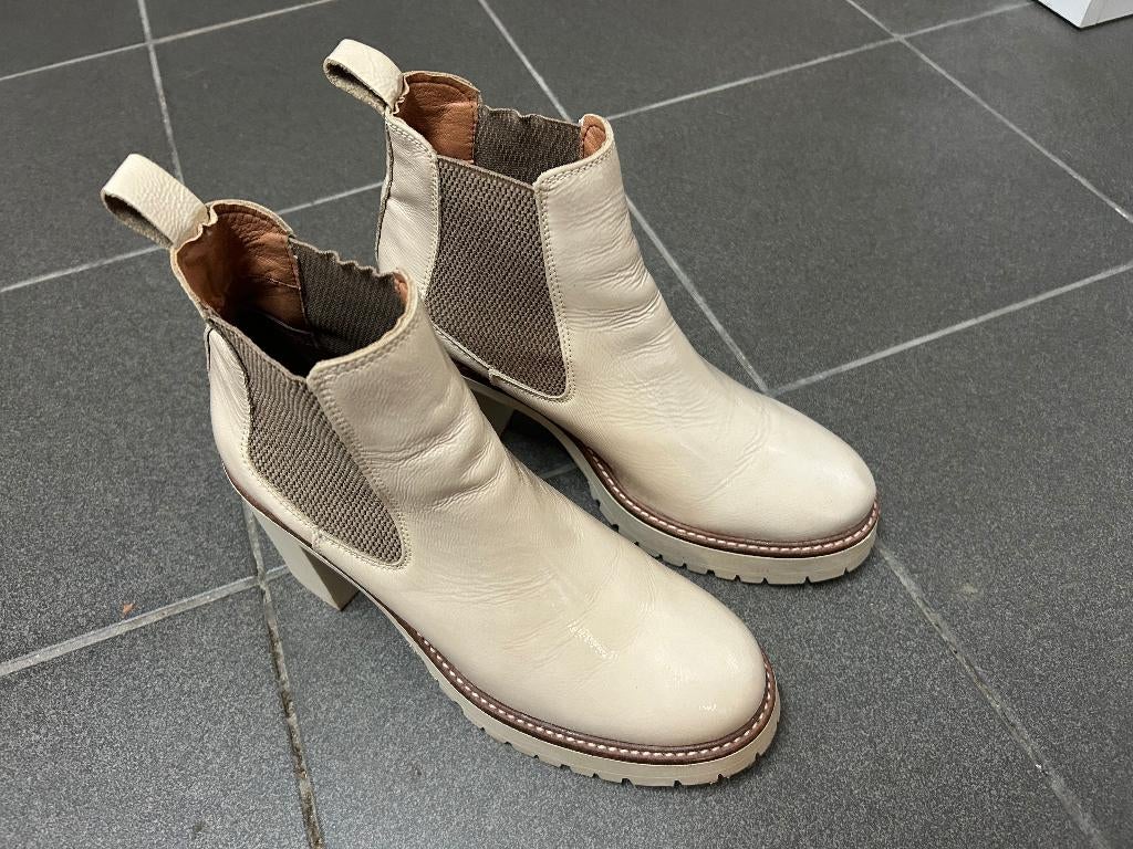 Chaussures hautes en cuir beige Sweet Lemon - Pointure 41, Autre, Enlèvement ou Envoi, Beige, Comme neuf
