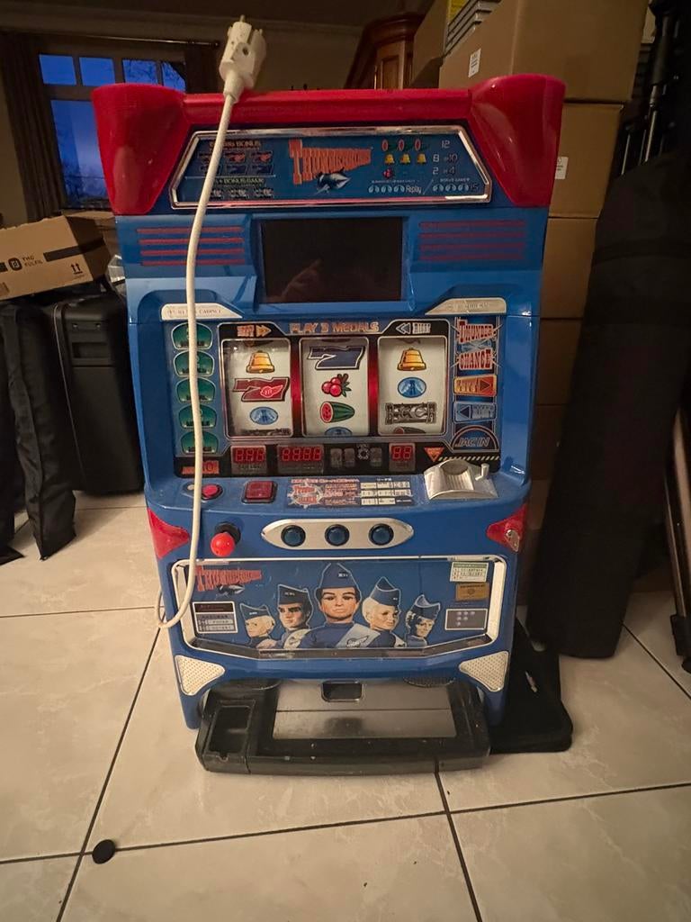 Japanse pachislo-kast THUNDERBIRDS, Verzamelen, Automaten | Gokkasten en Fruitautomaten, Ophalen, Gebruikt