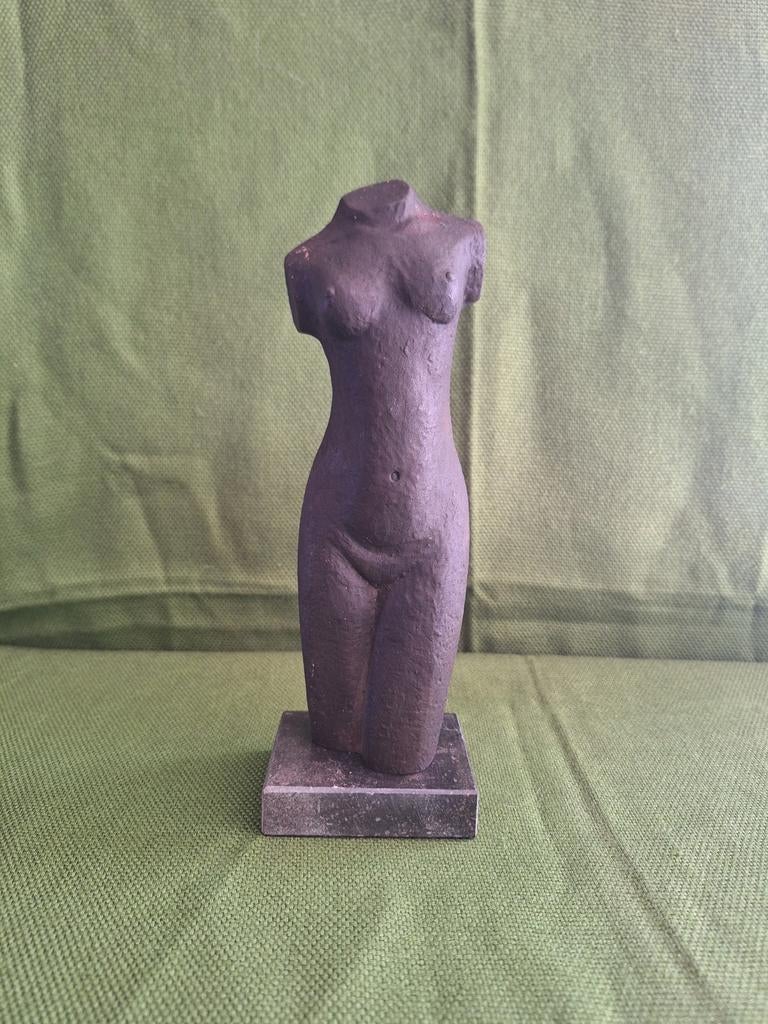 Statue en fonte Jos Van Acker, Enlèvement ou Envoi