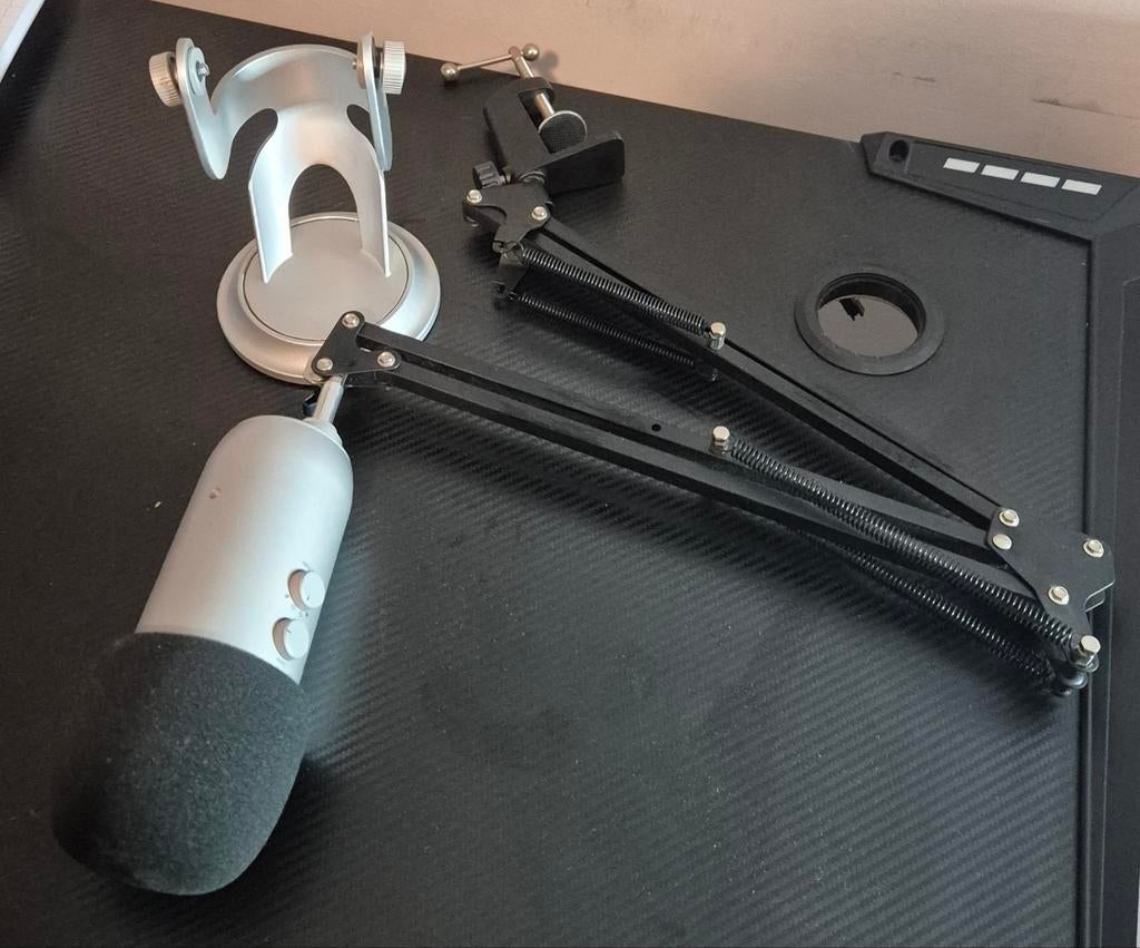 Microphone à diffusion Yeti Blue | Argent (avec éponge et ta, Musique & Instruments, Enlèvement