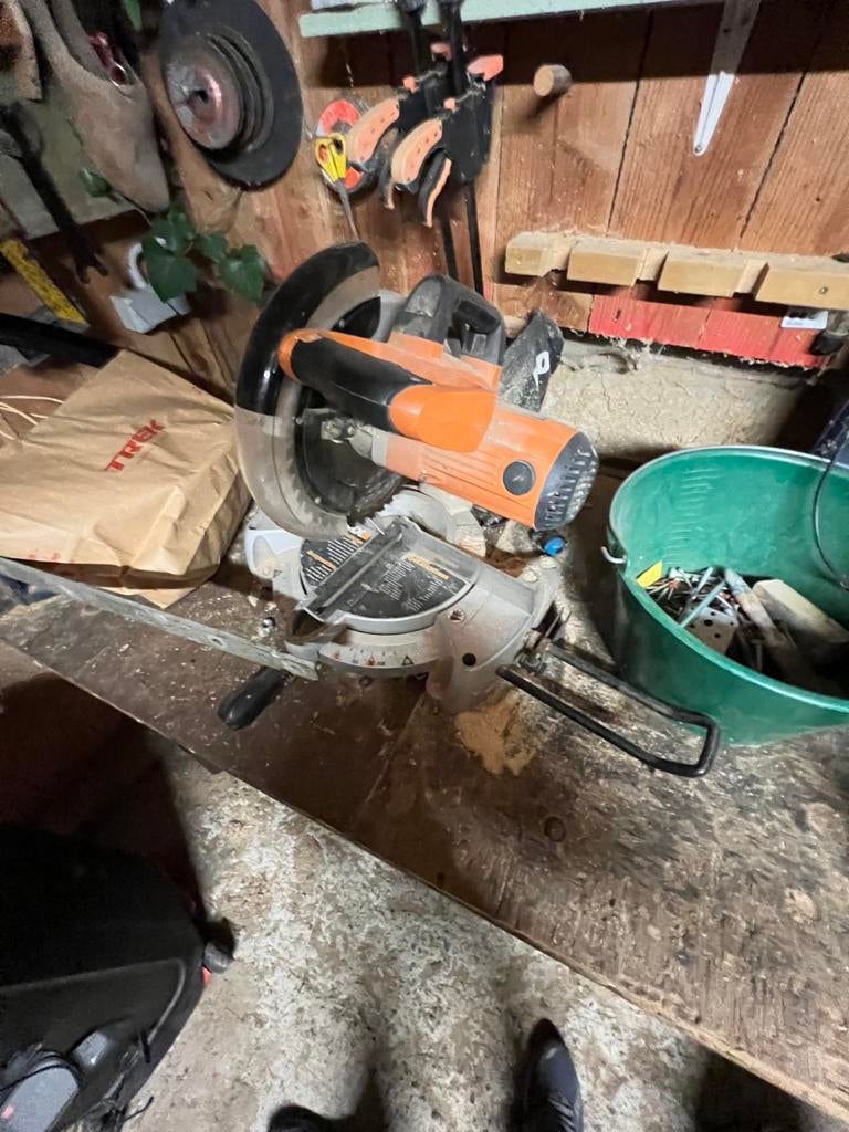 Afkortzaag worx miter saw, Ophalen
