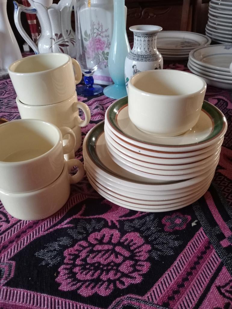 Vintage koffieservies 18 stuks, Ophalen