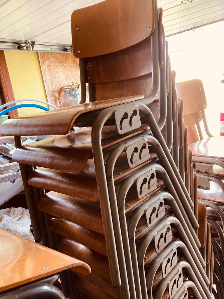 Vintage industriële schoolstoelen en stapelstoelen, Ophalen