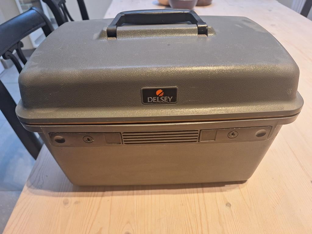 Beautycase Delsey, Ophalen, Gebruikt
