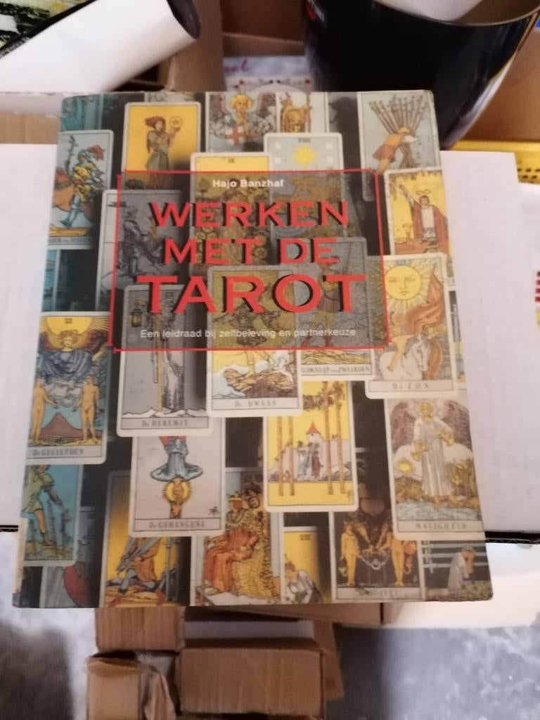 Boek werken met de tarot, Verzenden