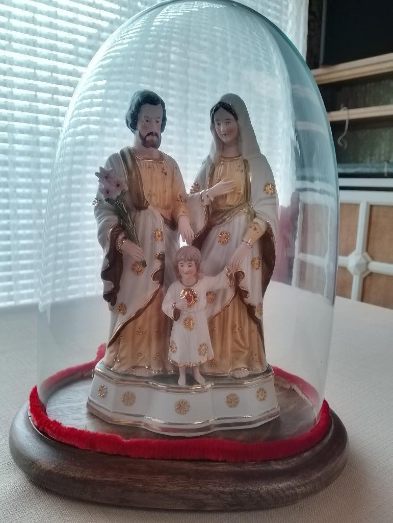 beeld heilige familie biscuit, Ophalen