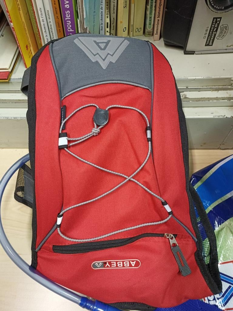 Sac à dos avec robinet d'eau, Enlèvement, Neuf