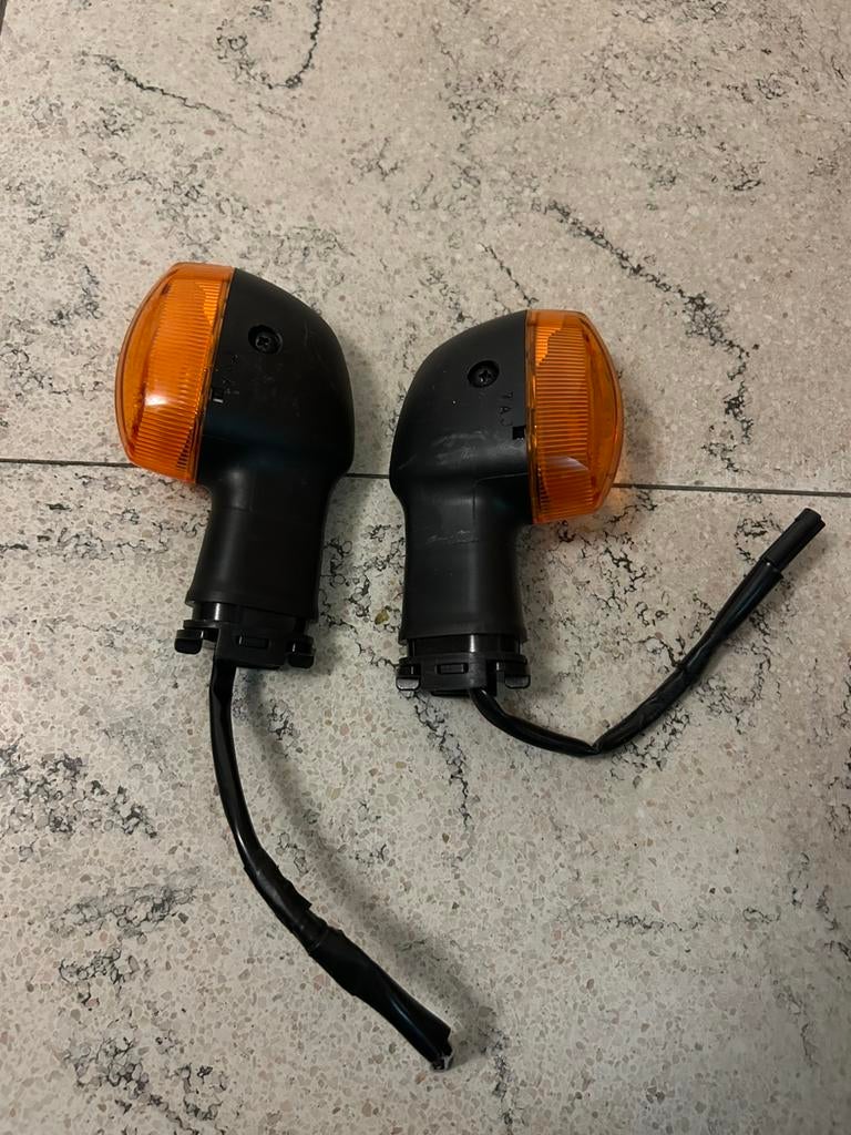 Pinkers Yamaha R6 RJ11 - links en rechts - 2006/2007, Ophalen