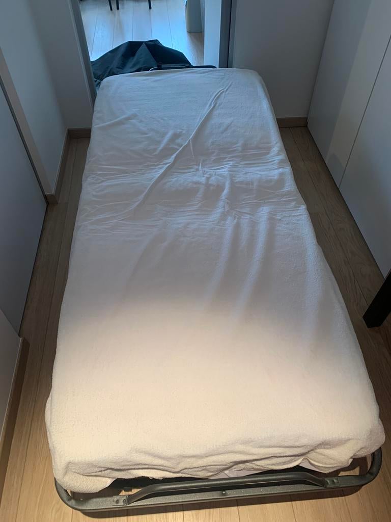 Plooibed 1 persoons, Huis en Inrichting, Ophalen, Zo goed als nieuw