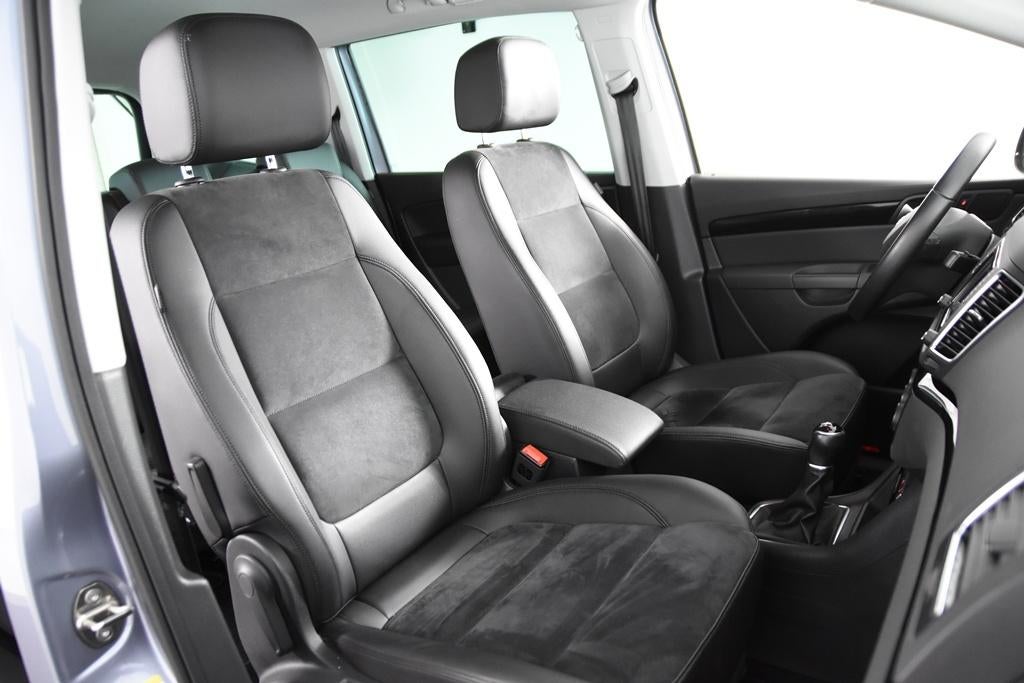 Seat Alhambra 1.4 TSi Style *1ste Eigenaar*Leer*Navigatie*, Auto's, Monovolume, 1800 kg, 4 cilinders, 1776 kg