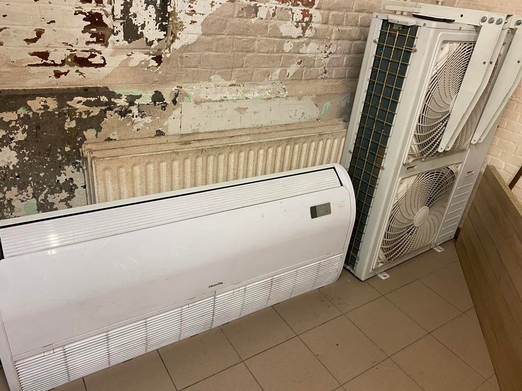Climatiseur Hisense 15kw chaud 12kw froid puissant et lourd, Enlèvement, Utilisé