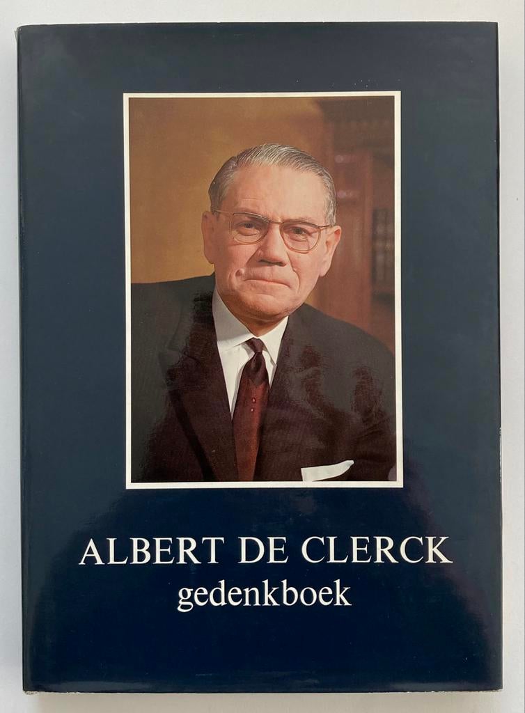 Gedenkboek Albert De Clerck Kortrijk, Boeken, Geschiedenis | Stad en Regio, Ophalen, 20e eeuw of later, Gelezen
