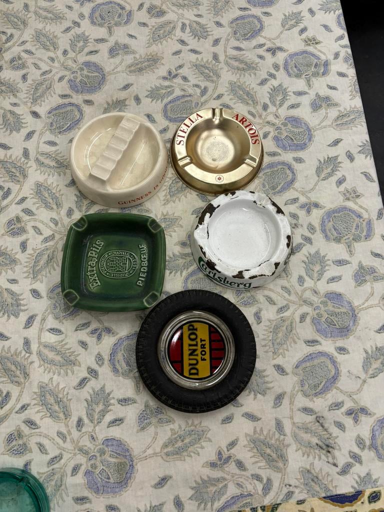 Cendriers lot, Collections, Enlèvement, Comme neuf