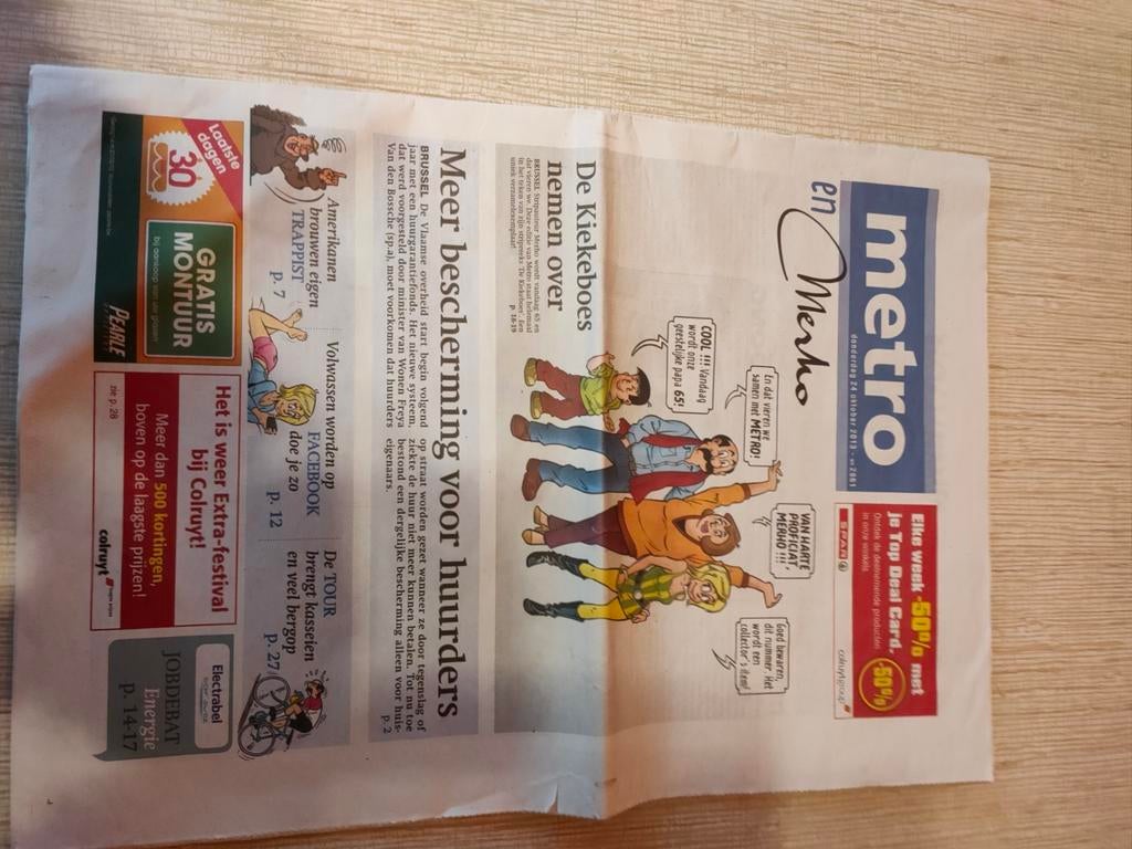 Metro gratis dagblad 24 okt 2013 dr Kiekeboe en familie, Ophalen of Verzenden, Zo goed als nieuw, Krant