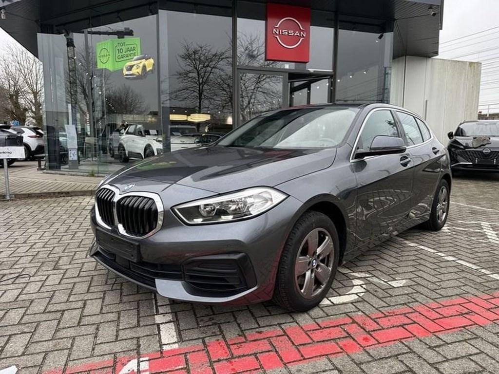 BMW 118 118i AUT, Auto's, Automaat, 1 Reeks, https://public.car-pass.be/vhr/00ec9b2d-e02f-46b6-afbe-568dce7b31e6, 5 zetels