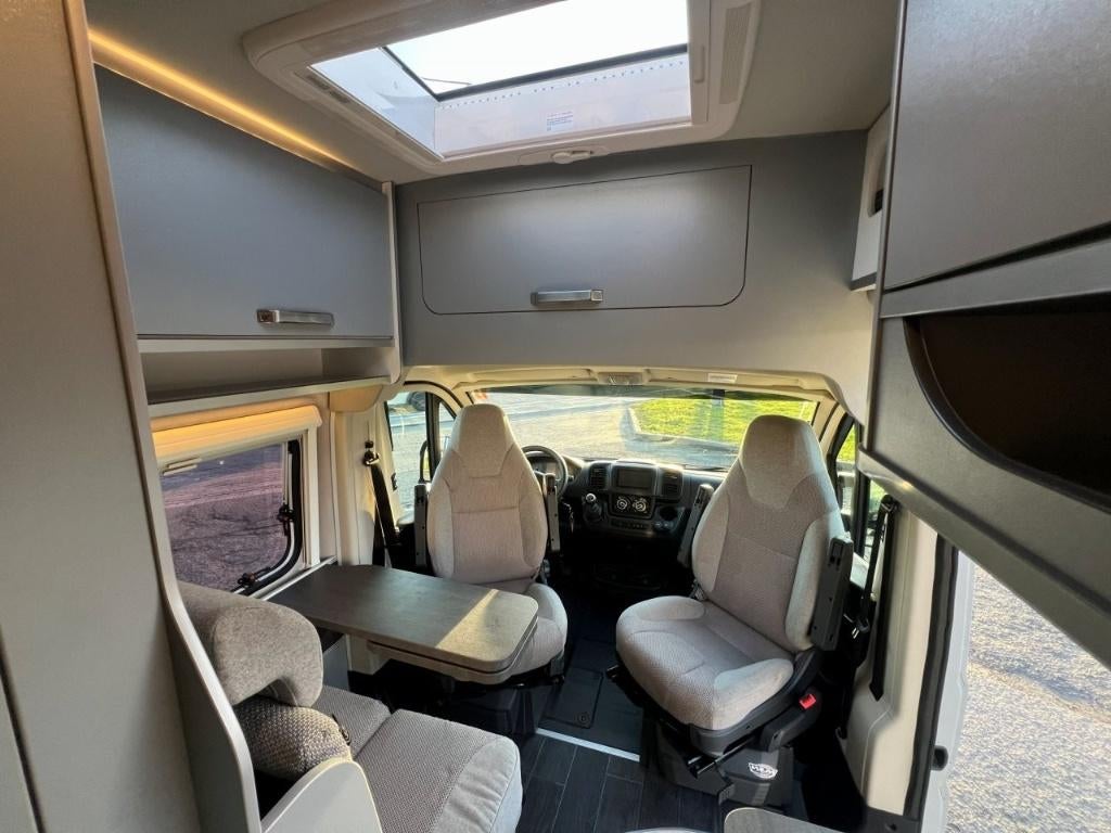 Weinsberg Outlaw | Motorgarage | 50.000km | 1e eigenaar, Caravans en Kamperen, Mobilhomes, Fiat, Tot en met 2, Bedrijf, 6 tot 7 meter