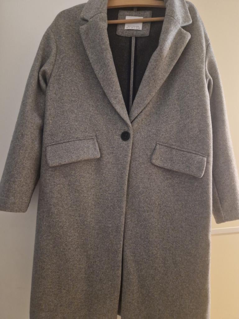 Grijze jas Bershka maat S, Kleding | Dames, Ophalen of Verzenden, Maat 36 (S)